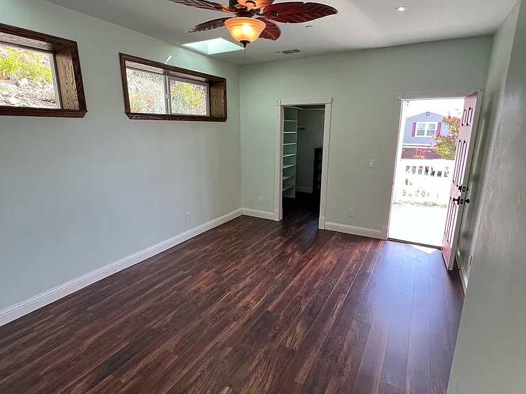 13029 Sweetbriar Ct — Photo 10