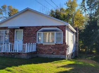 43 Pooler Ave, Skowhegan, ME 04976