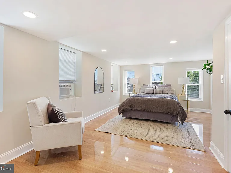 1102B Carroll St #B — Photo 31