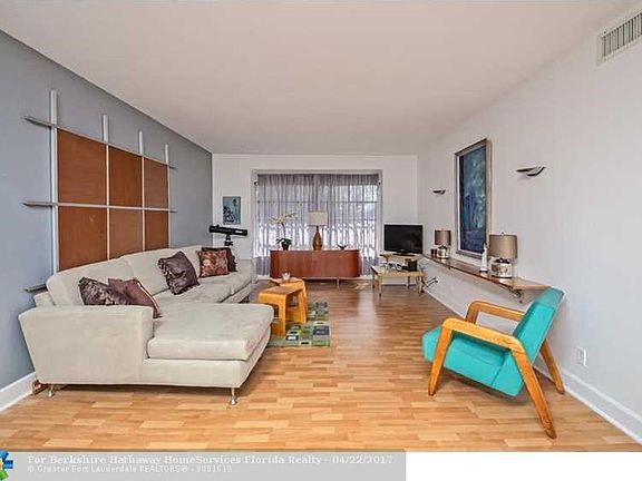 5th image of 2151 NE 68th St APT 229