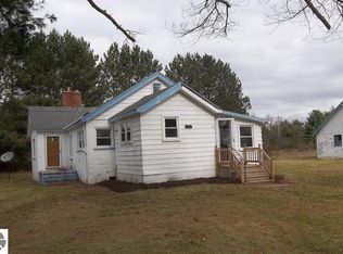 5215 Cook Rd, West Branch, MI 48661