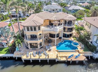 1011 Rhodes Villa Ave, Delray Beach, FL 33483