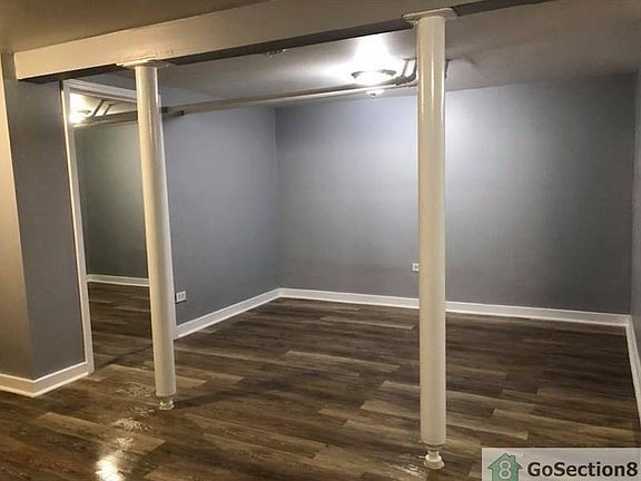 5th image of 6515 S Maplewood Ave #1