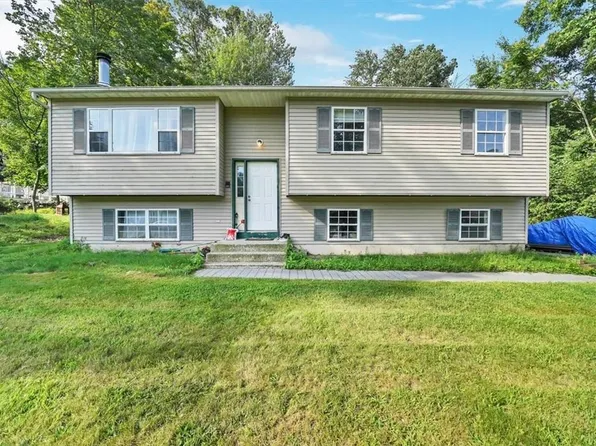 39 Winchester Drive, Monroe, NY 10950