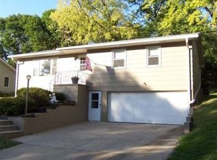 1529 38th St, Sioux City, IA 51104