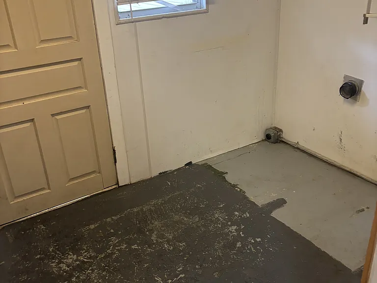 118 W Bates St — Photo 3