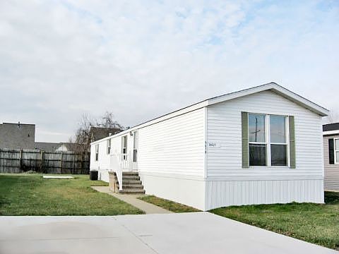 2nd image of 38027 Saint Tropez Dr