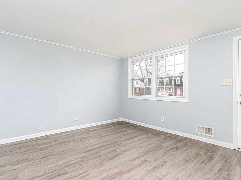 2020 Dineen Dr — Photo 21