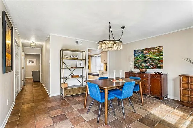 130 Helios Ave — Photo 3