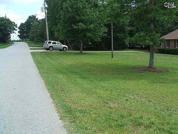 3rd image of 1425 Chapman Dr