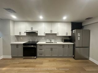 9 Macklin St, Brantford, ON N3V 0B1