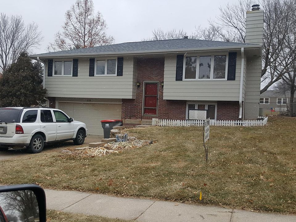 1st image of 6108 Deerwood Dr