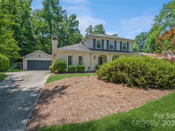 9206 Tree Haven Dr, Charlotte, NC 28270