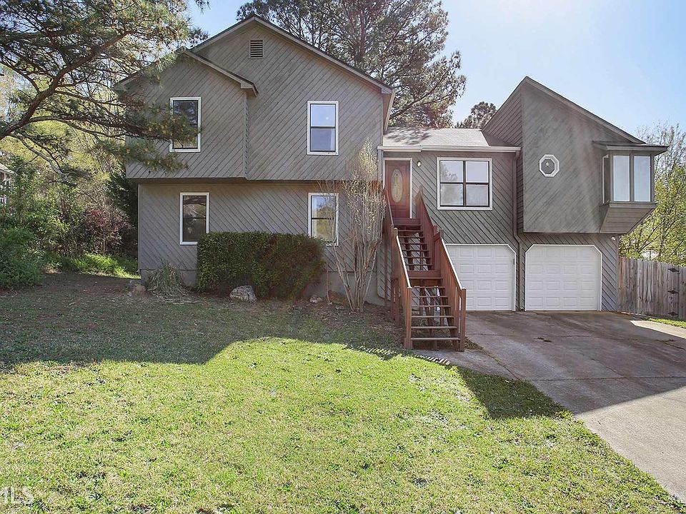 1st image of 34 Bramblewood Trl