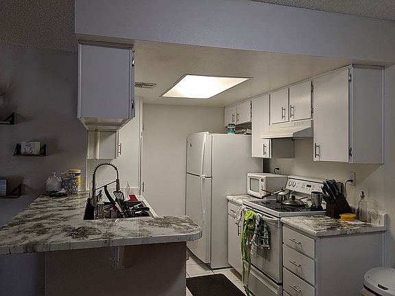 3rd image of 1111 E University Dr