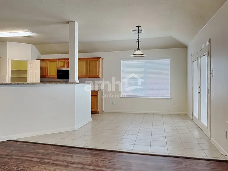 16518 Barker Ranch Ct — Photo 5