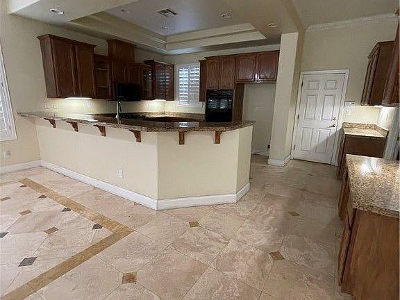 5th image of 1709 English Oak St