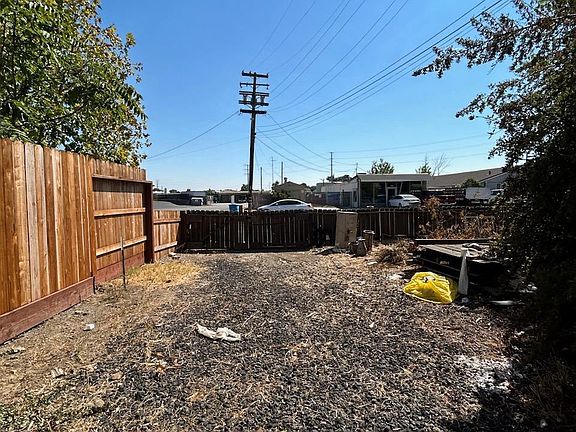 5th image of 10 Solano Drive