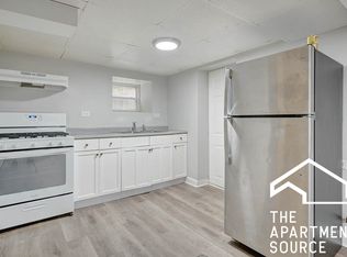 3521 W Grace St #BASEMENT, Chicago, IL 60618