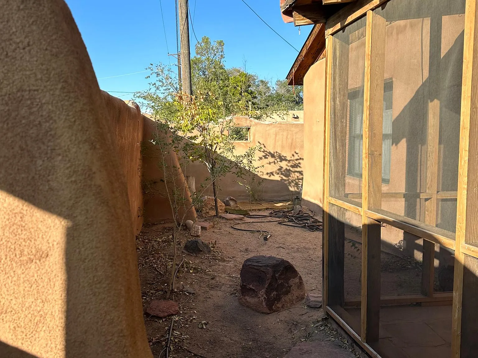 2 bed, 1200 sqft, $1,600 — Photo 2
