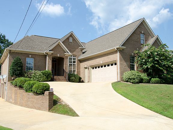 Front/w 2 car garage view