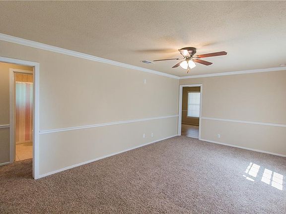 2nd image of 3113 Birch Park Dr