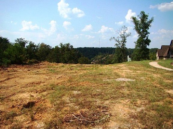 2nd image of 1760 Lake Haven Cir