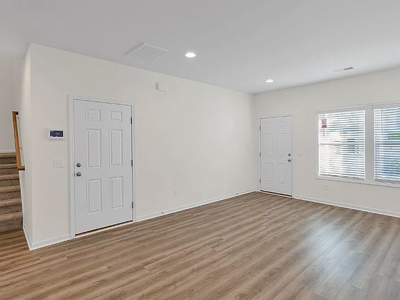 3rd image of 3041 Olivette Pl