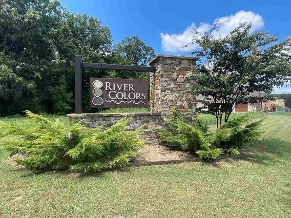 38 W Grandview Dr, Muscle Shoals, AL 35661