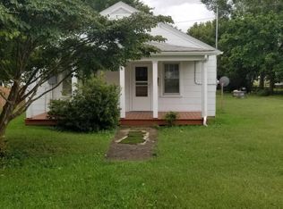 432 E 17th St, Buena Vista, VA 24416