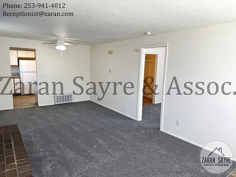 709 9th St SE — Photo 14