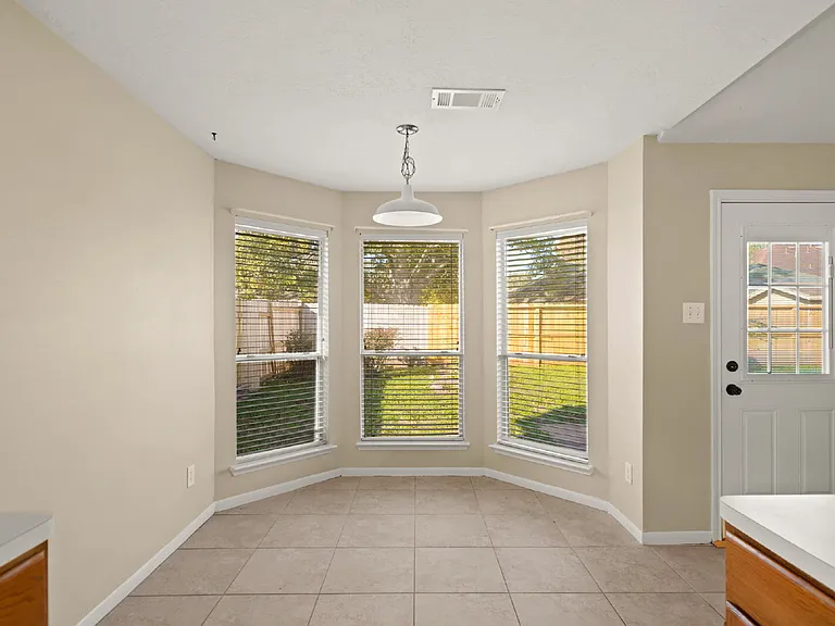 6355 Northland Dr — Photo 26