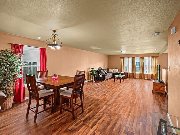 3rd image of 4591 Carador Ln