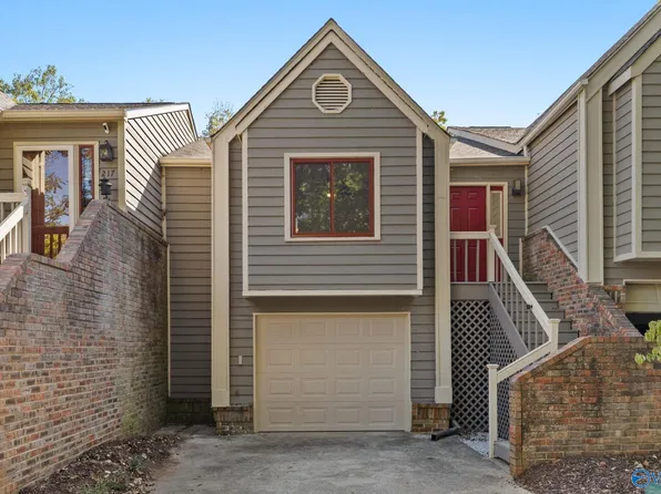 219 Knollridge Cir NE #3, Huntsville, AL 35801