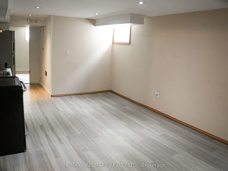 1191 Islington Ave #BASEMENT — Photo 5