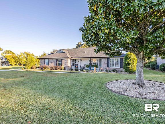 4th image of 22580 Wedgewood Dr