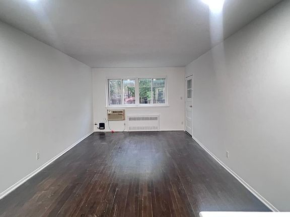 3rd image of 2054 E 56th St Floor 2