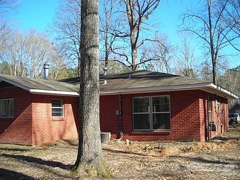 500 Robert Street 018