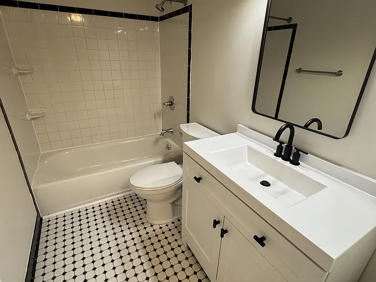 24 Vassar St #B — Photo 15