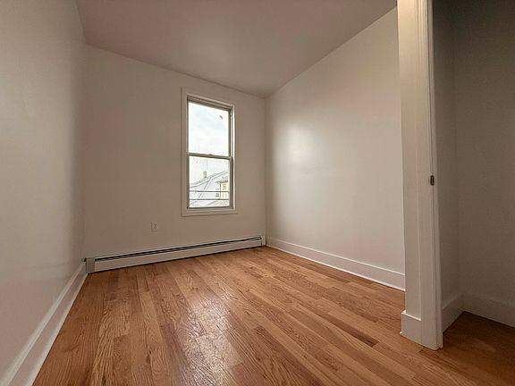 5th image of 172-10 Linden Blvd #1A