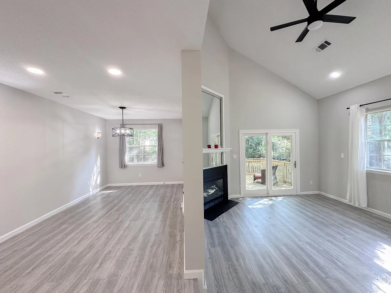 3 bed, 1795 sqft, $2,550 — Photo 3