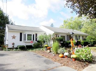 117 Turnpike Rd, Chelmsford, MA 01824
