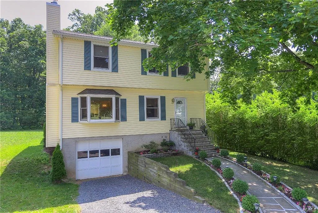 34 Glendale Ave photo 1