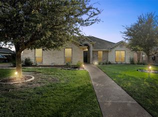 909 Princess Diana Dr, Mc Gregor, TX 76657