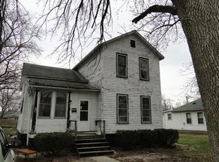 615 S Main St, Gilman, IL 60938