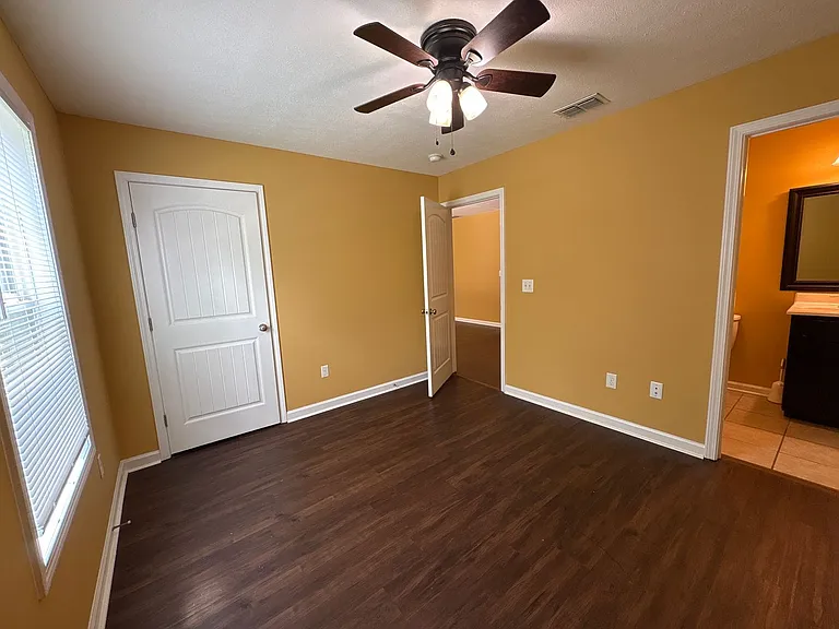 504 Wheeler St — Photo 6