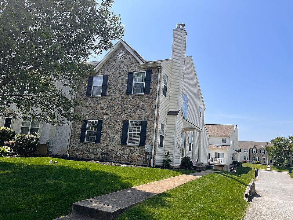 1st image of 411 Galway Dr