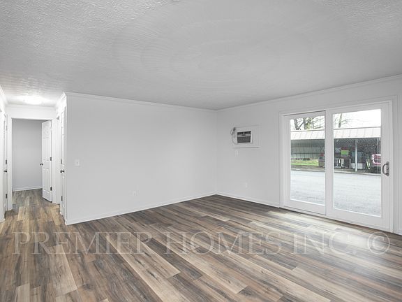 5th image of 821 Constitution Ave APT 4