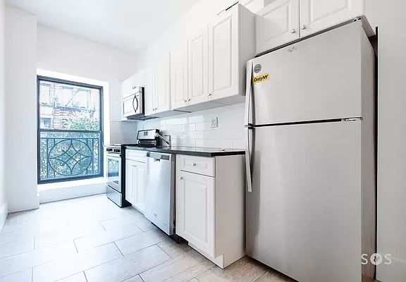 3rd image of 170 Bleecker St APT 4N