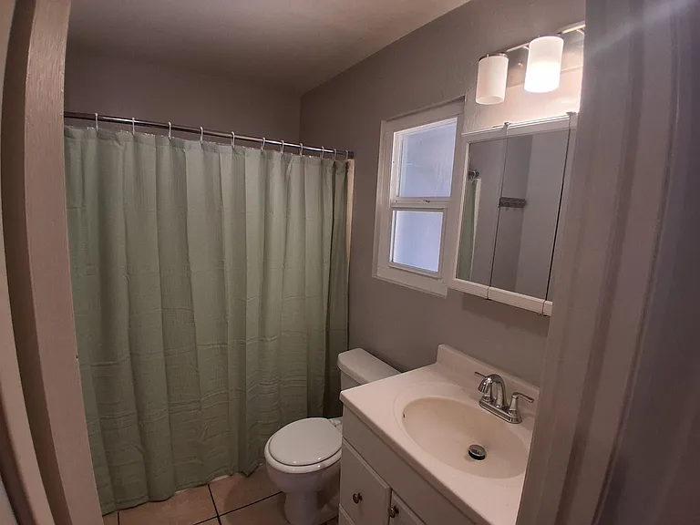 14359 Sinclair Cir — Photo 3